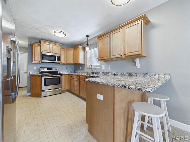 2532 Spyglass Court, Edwardsville, IL 62025