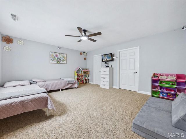 2532 Spyglass Court, Edwardsville, IL 62025