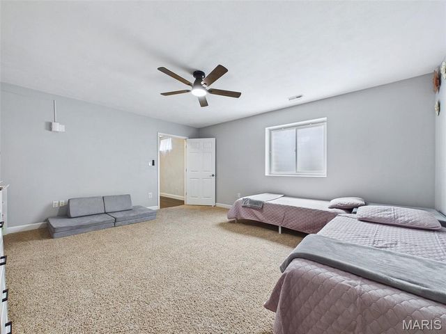 2532 Spyglass Court, Edwardsville, IL 62025