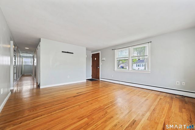 78 Hillcrest Avenue, Meriden, CT 06451