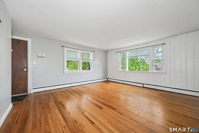78 Hillcrest Avenue, Meriden, CT 06451