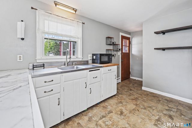 78 Hillcrest Avenue, Meriden, CT 06451
