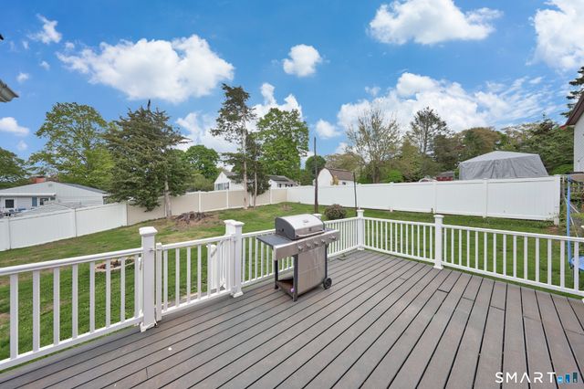 78 Hillcrest Avenue, Meriden, CT 06451