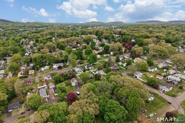 78 Hillcrest Avenue, Meriden, CT 06451