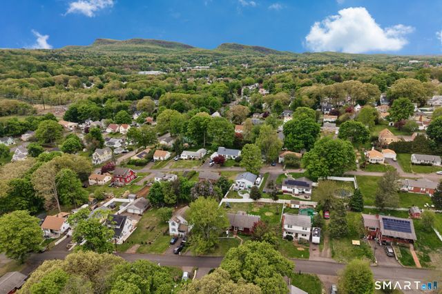 78 Hillcrest Avenue, Meriden, CT 06451