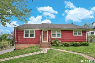 78 Hillcrest Avenue, Meriden, CT 06451