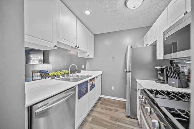 6772 Hamler Drive, 25B, Canal Winchester, OH 43110