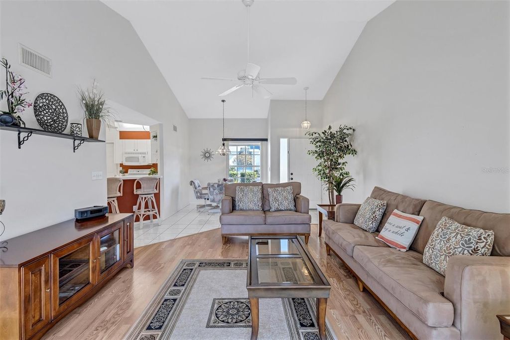 Image 19 of property listing at 5430 FAIR OAKS STREET 5430, Bradenton, FL 34203