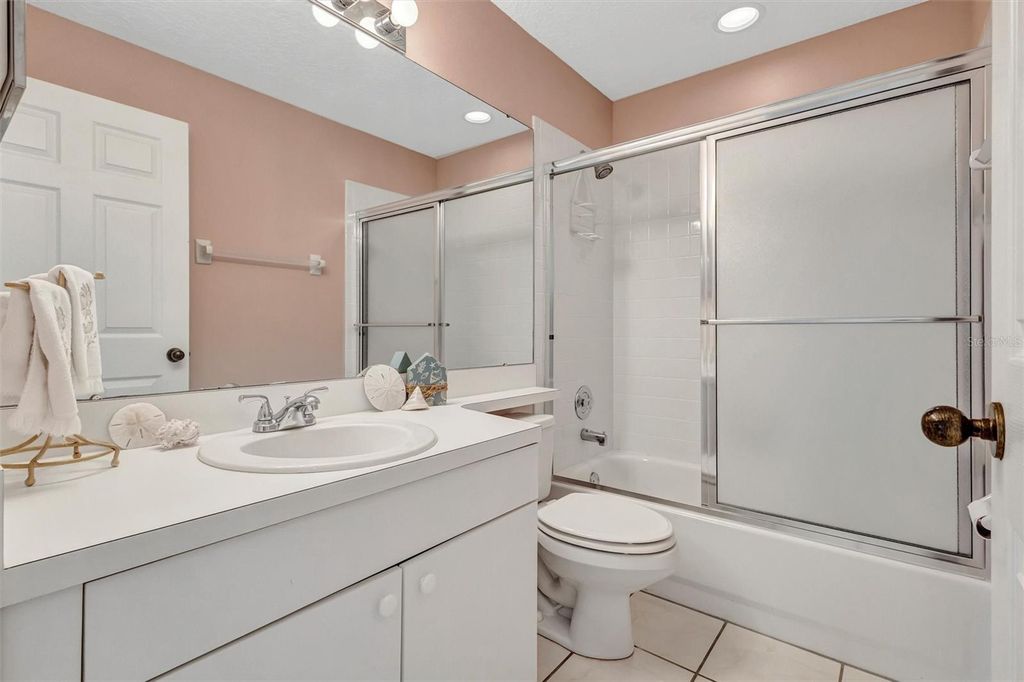 Image 42 of property listing at 5430 FAIR OAKS STREET 5430, Bradenton, FL 34203