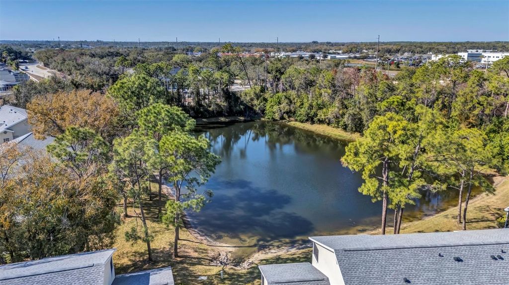 Image 6 of property listing at 5430 FAIR OAKS STREET 5430, Bradenton, FL 34203