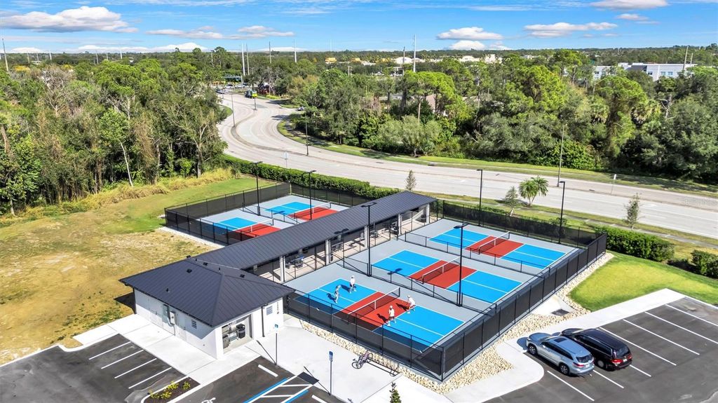 Image 55 of property listing at 5430 FAIR OAKS STREET 5430, Bradenton, FL 34203