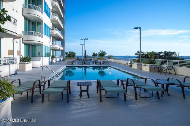 2060 Beach Boulevard, 303, Biloxi, MS 39531
