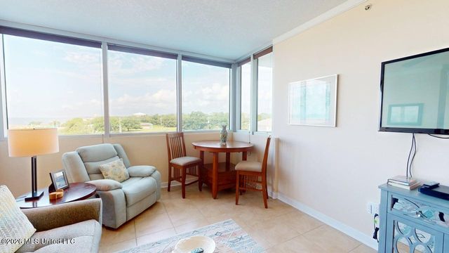 2060 Beach Boulevard, 303, Biloxi, MS 39531