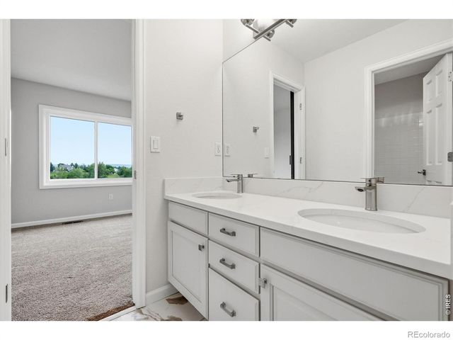 4061 Spy Glass Lane, Longmont, CO 80503