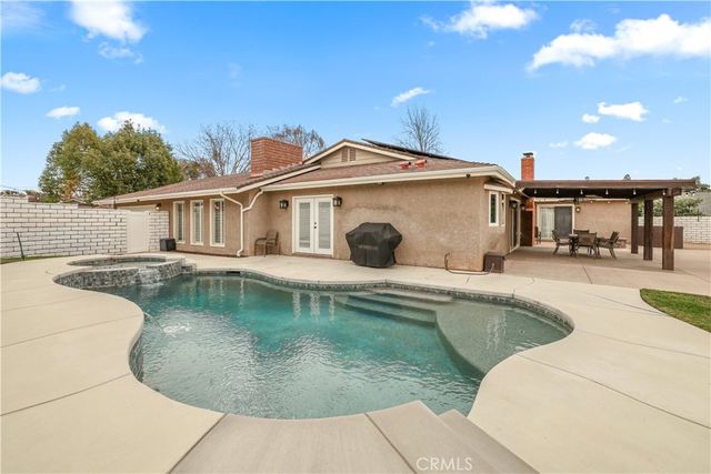 366 Smoke Ridge, Calimesa, CA 92320