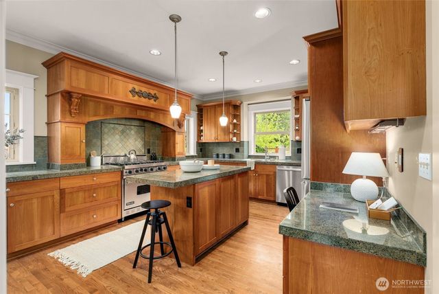 4606 S Andover Street, Seattle, WA 98118