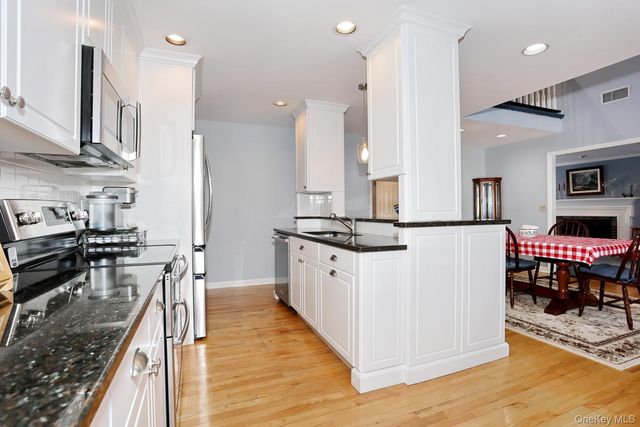 1051 Ridgebury Road, New Hampton, NY 10958