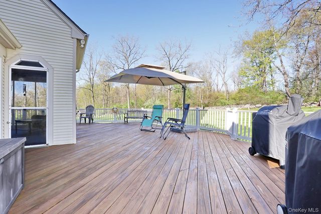 1051 Ridgebury Road, New Hampton, NY 10958