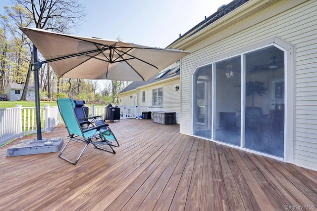 1051 Ridgebury Road, New Hampton, NY 10958