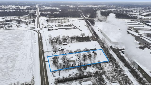 6715 Bass Road, Fort Wayne, IN 46818