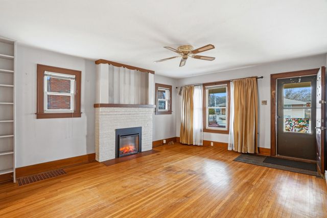 203 EDGEWOOD AVE, Columbia, MO 65203