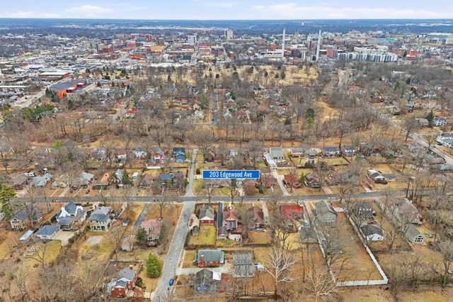 203 EDGEWOOD AVE, Columbia, MO 65203