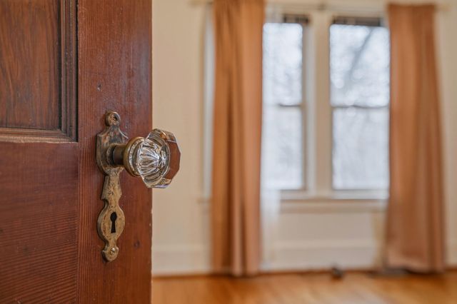 203 EDGEWOOD AVE, Columbia, MO 65203