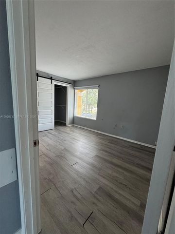2301 NW 33rd St 107, Oakland Park, FL 33309