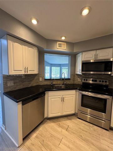 2301 NW 33rd St 107, Oakland Park, FL 33309