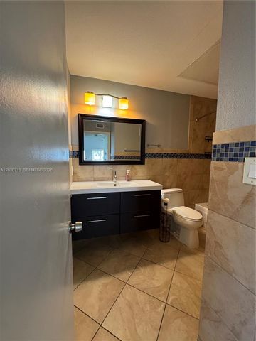 2301 NW 33rd St 107, Oakland Park, FL 33309