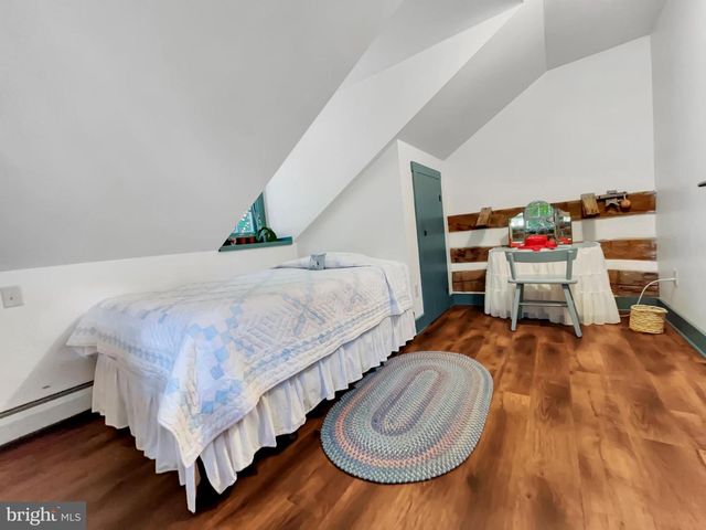 1095 TEXTER MOUNTAIN RD, Robesonia, PA 19551