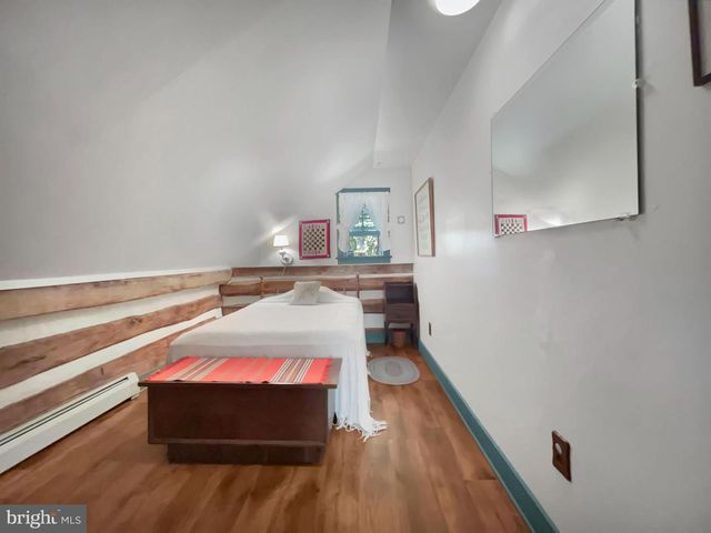 1095 TEXTER MOUNTAIN RD, Robesonia, PA 19551