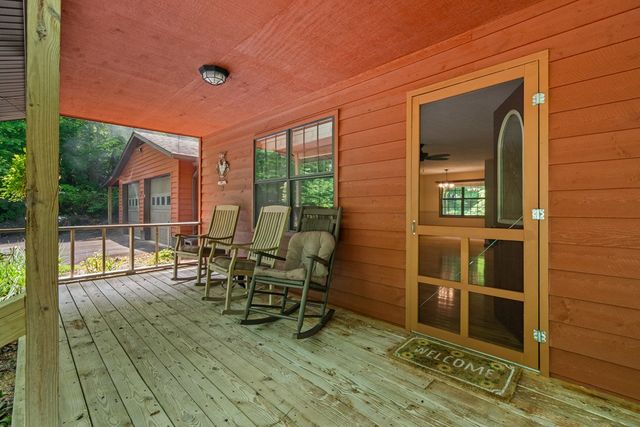 714 Pope Cove Trail, Hayesville, NC 28904