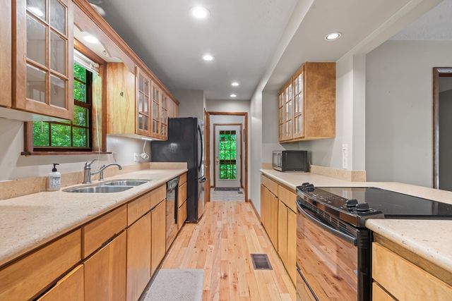 714 Pope Cove Trail, Hayesville, NC 28904