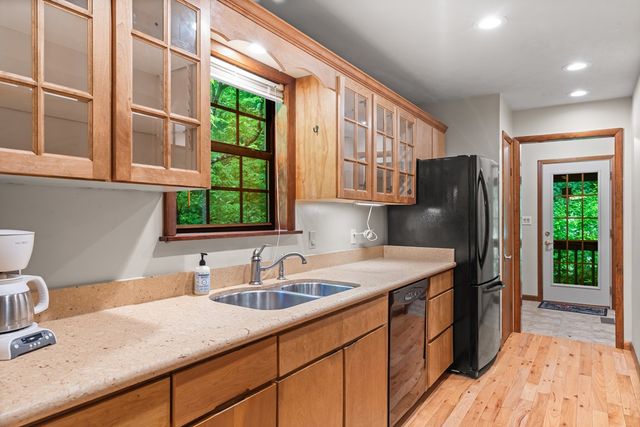 714 Pope Cove Trail, Hayesville, NC 28904