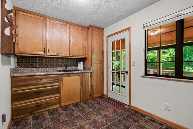 714 Pope Cove Trail, Hayesville, NC 28904