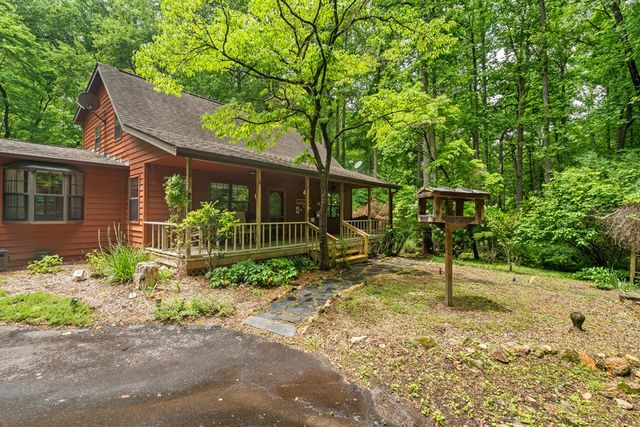 714 Pope Cove Trail, Hayesville, NC 28904