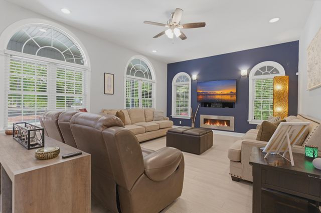 136 Acorn Lane, Santee, SC 29142
