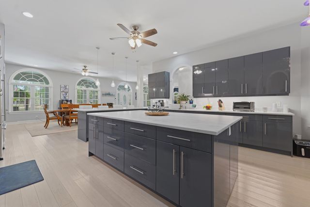 136 Acorn Lane, Santee, SC 29142