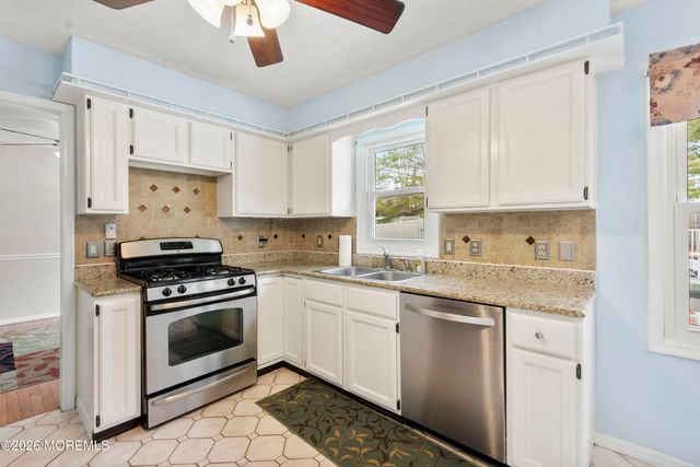 46 Hickory Hill Road, Jackson, NJ 08527