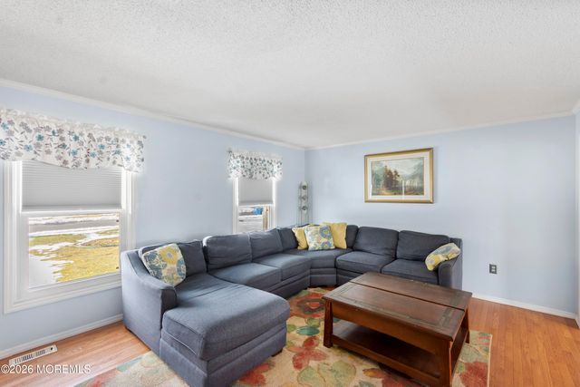 46 Hickory Hill Road, Jackson, NJ 08527