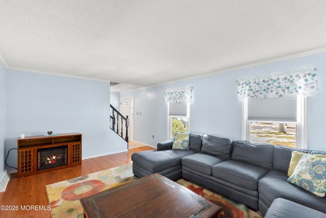 46 Hickory Hill Road, Jackson, NJ 08527