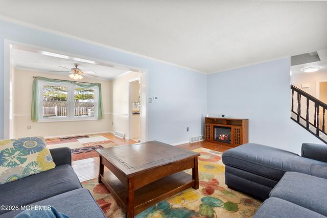 46 Hickory Hill Road, Jackson, NJ 08527