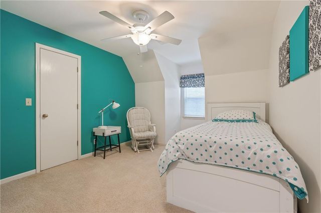 8602 N Beaman Avenue, Kansas City, MO 64154