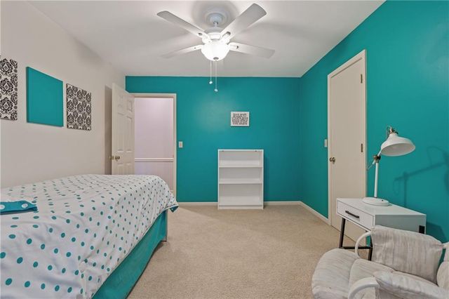 8602 N Beaman Avenue, Kansas City, MO 64154