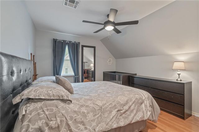 8602 N Beaman Avenue, Kansas City, MO 64154