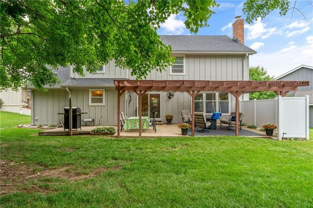 8602 N Beaman Avenue, Kansas City, MO 64154
