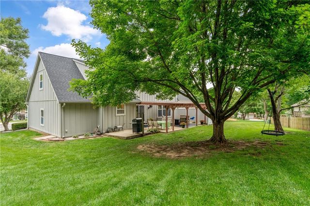 8602 N Beaman Avenue, Kansas City, MO 64154