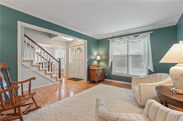 8602 N Beaman Avenue, Kansas City, MO 64154