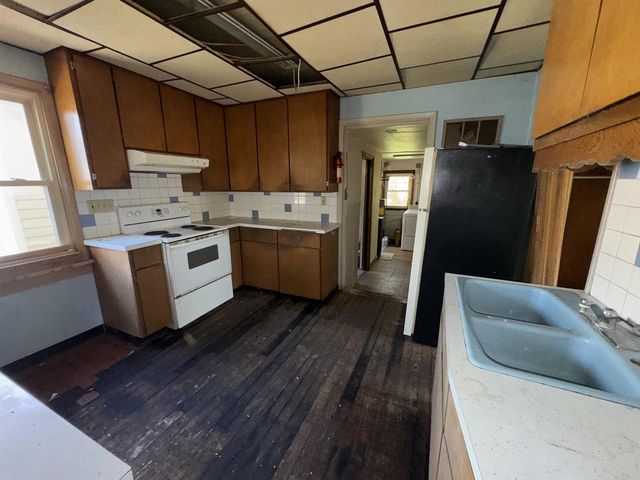 N6396 FAIRY SPRINGS ROAD, Hilbert, WI 54129